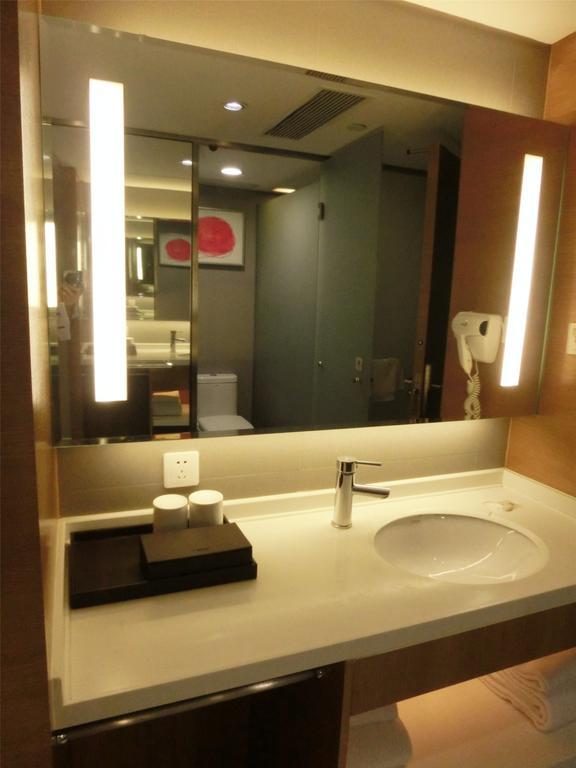 Ji Hotel Guangzhou Zhujiang New Town Room photo